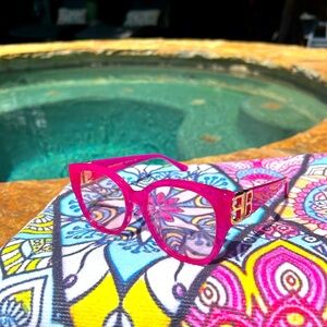 Balenciaga Sunglasses-made in Italy. Beautiful hot, pink color, gold hardware.